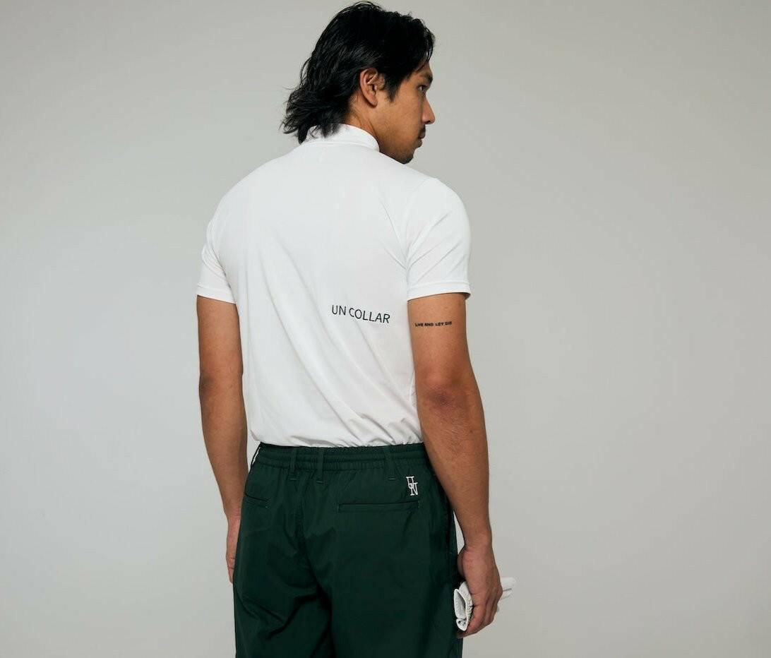 UN COLLAR 【ストレッチフィット】MOCK NECK (Unisex).